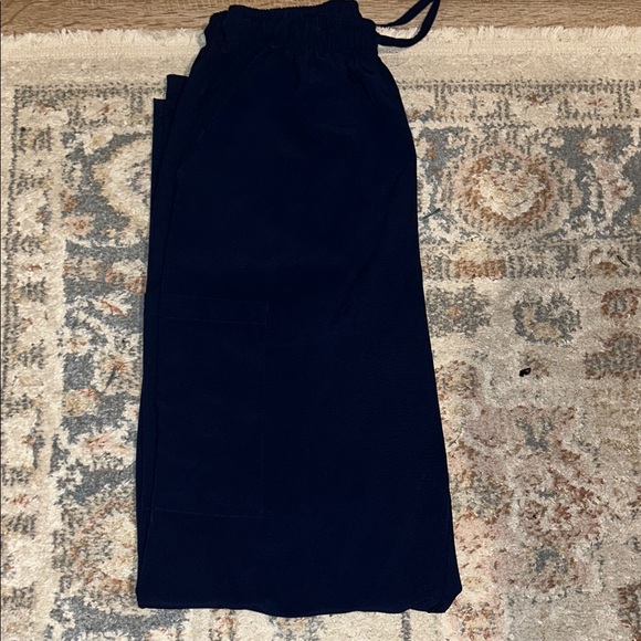 Navy Blue Scrub Set Size Small - Picture 2 of 2